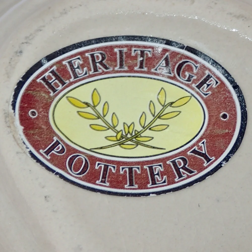 Heritage Pottery Heart Shape Serving ~ Sponge Bowl 6” Long 3